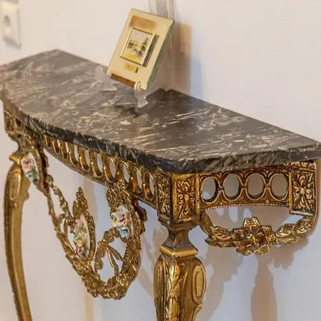 Melange In Dt Appartement Loutráki